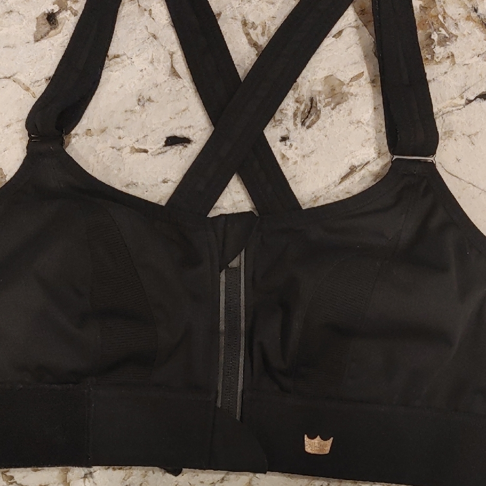SHEFIT ULTIMATE LUXE Black Supportive Sports Bra